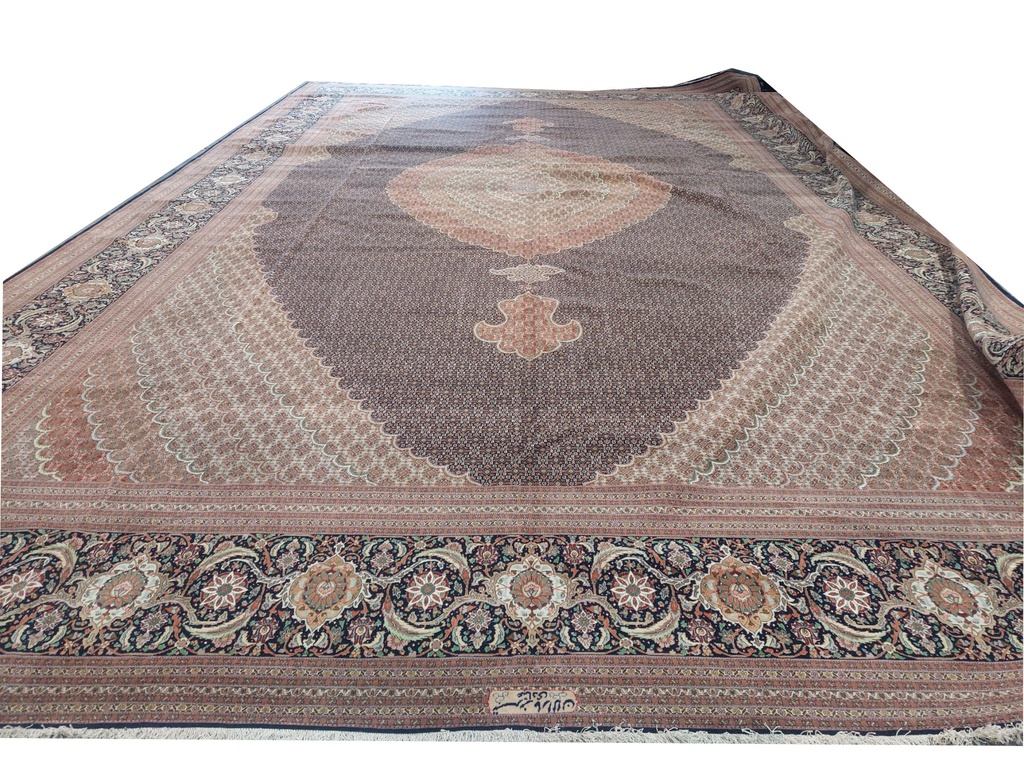 Tabriz 26.6x16.5