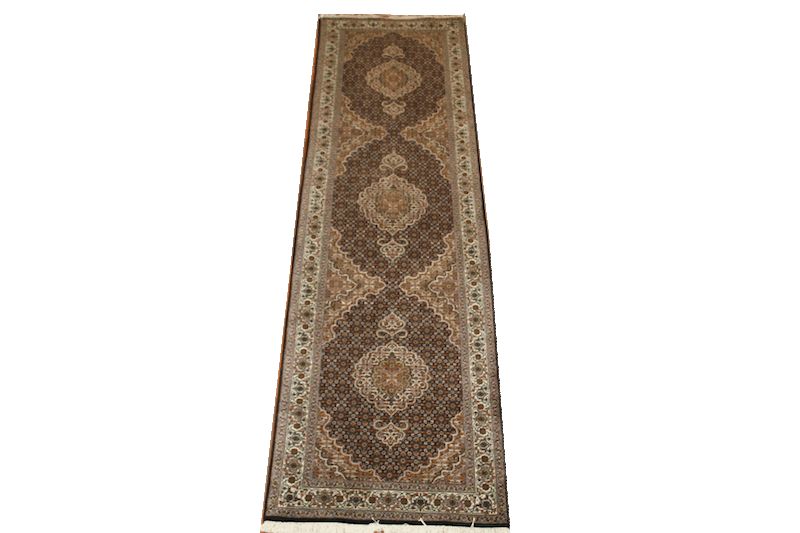 Tabriz #4945 9.7 x 2.7ft B7c7