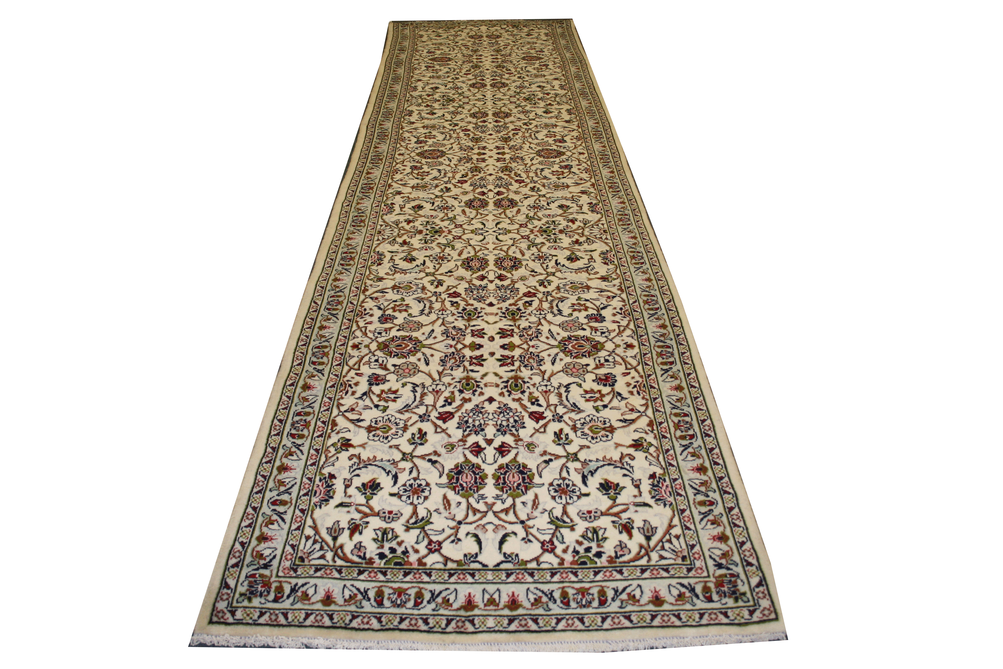 Kashan 8391 16.1 x 4ft. B3c4